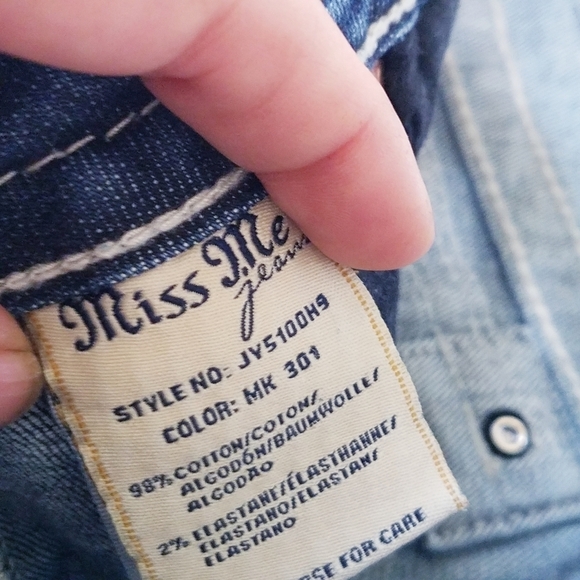 🌸 Miss Me | Mid rise Denim Shorts 27 - Picture 5 of 9